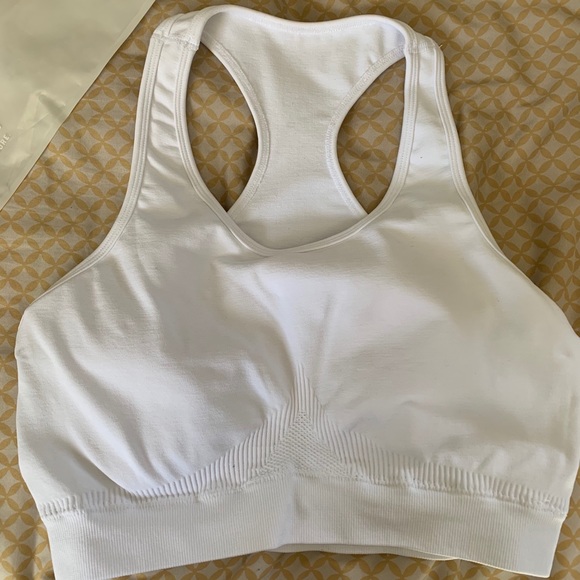 Tops - Alphalete Aero Bra Tops - Alphalete Aero Bra